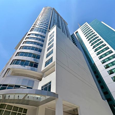 Currency Serviced Suites Manilla Buitenkant foto