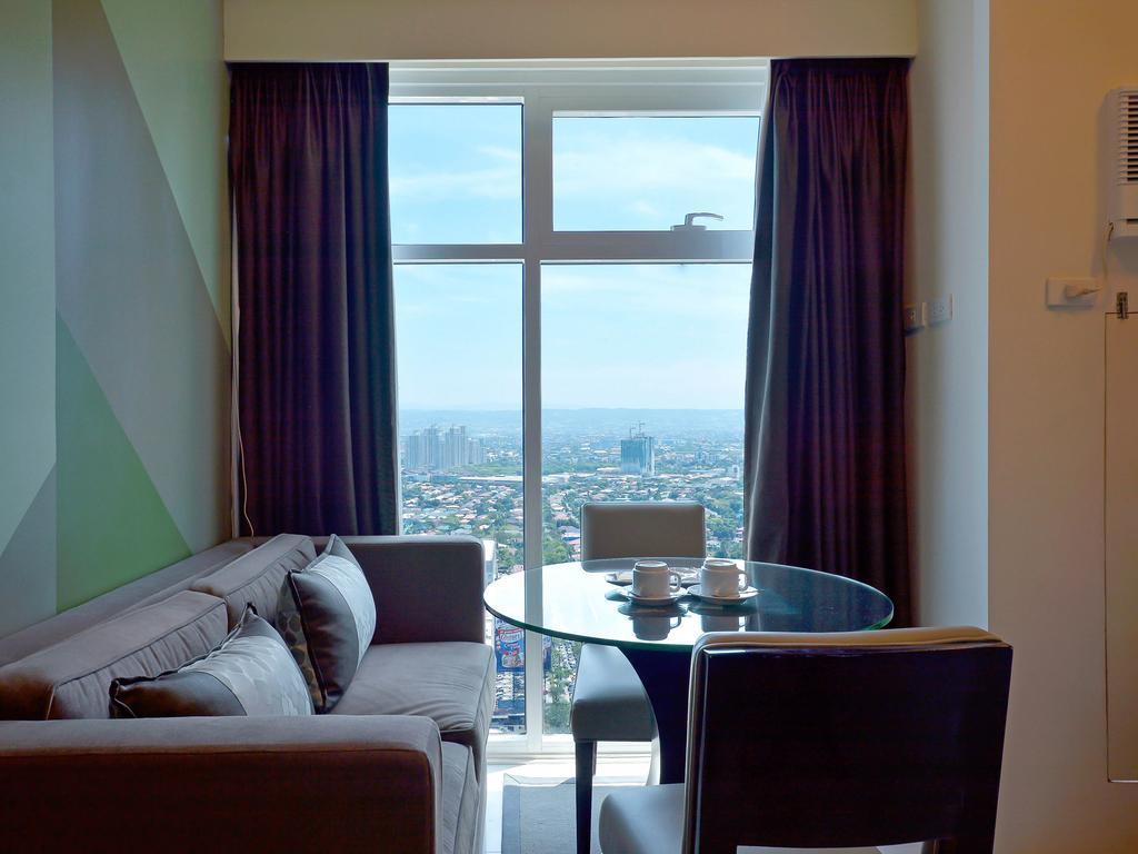 Currency Serviced Suites Manilla Buitenkant foto