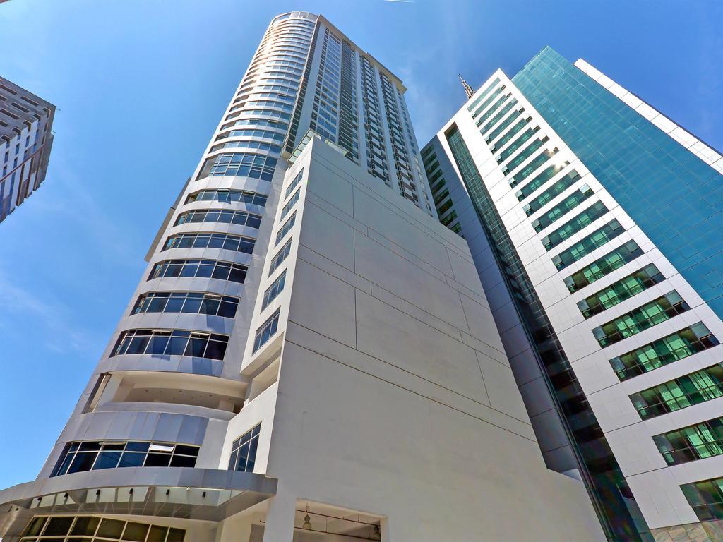 Currency Serviced Suites Manilla Buitenkant foto