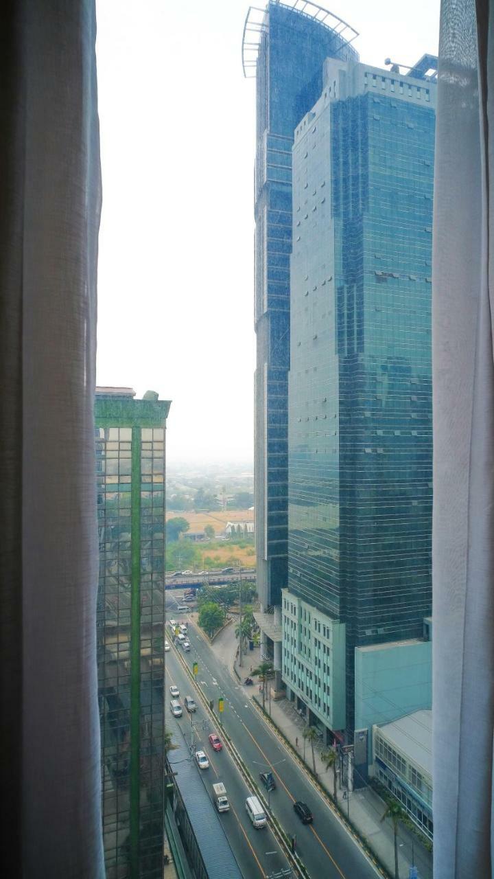 Currency Serviced Suites Manilla Buitenkant foto